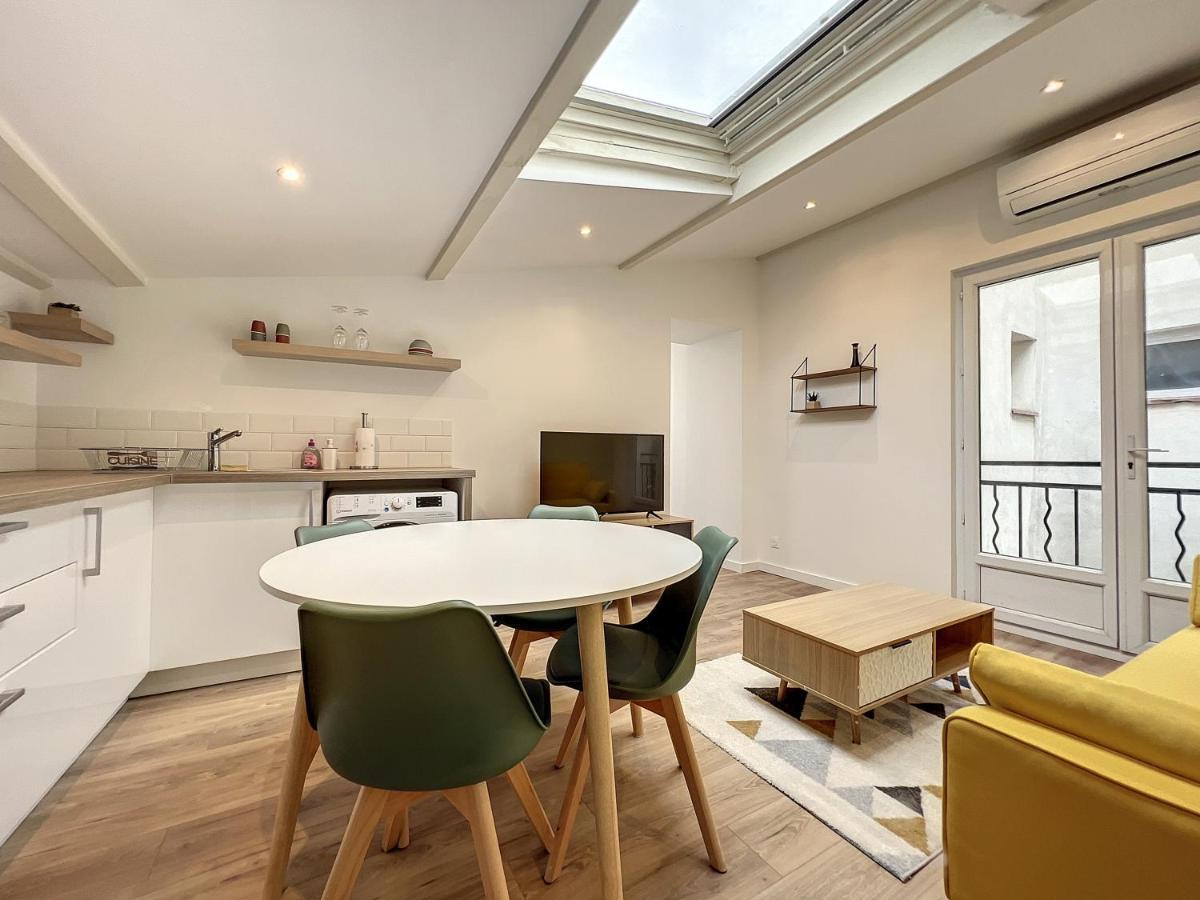 Appartement LE COSY - En Hyper-Centre - Rénové à Salon-de-Provence Extérieur photo