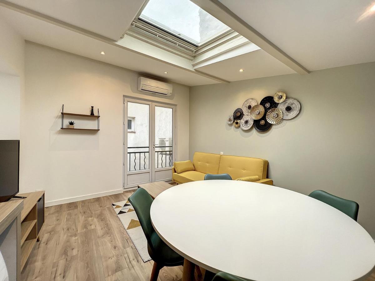 Appartement LE COSY - En Hyper-Centre - Rénové à Salon-de-Provence Extérieur photo